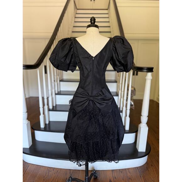 Vintage 80s Black Bubble Hem Prom Dress Special Occasion Alt WhimsyGoth Wedding - Picture 6 of 11
